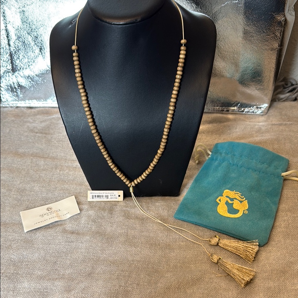 Spartina 449 Beaded strand 30” Necklace! Like new! All tags